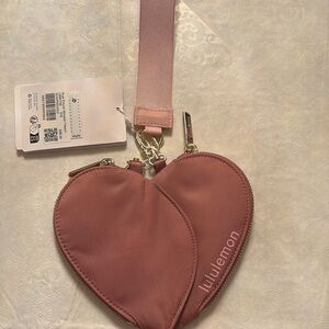 NWT Heart Dual Pouch Wristlet Detachable - Spiced Chai/Pink Haze/Gold